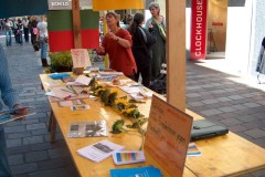 Unterschriftensammlung-fuer-die-europaeische-Petition-Winterthur-am-010906_2